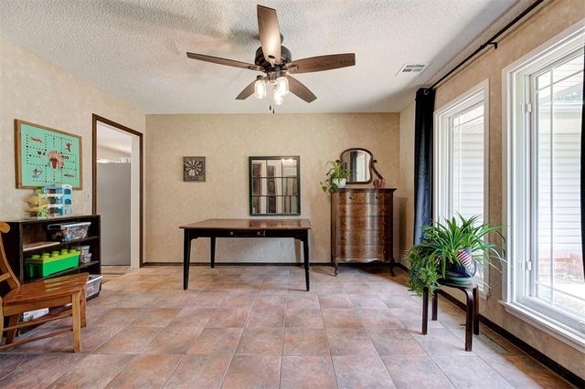 1409 Leawood Drive, Edmond, OK 73034