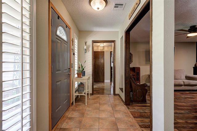 1409 Leawood Drive, Edmond, OK 73034