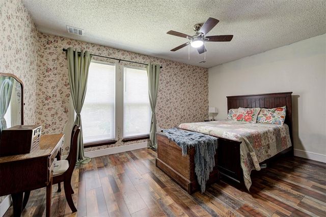 1409 Leawood Drive, Edmond, OK 73034