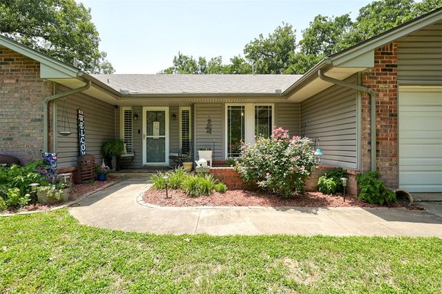 1409 Leawood Drive, Edmond, OK 73034