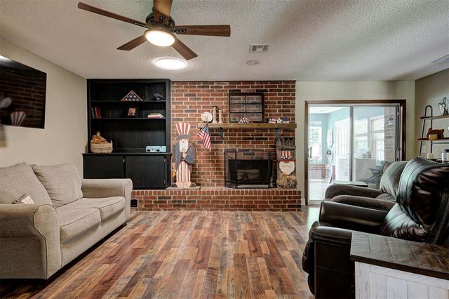1409 Leawood Drive, Edmond, OK 73034