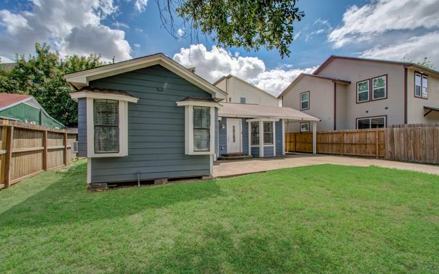 3330 Kelton Street, Houston, TX 77021