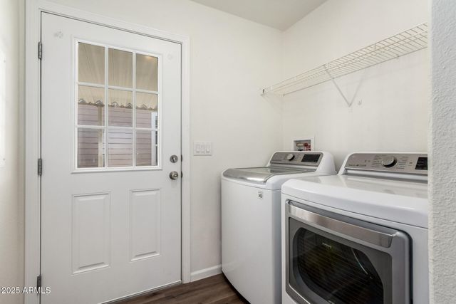 10960 N 67TH Avenue 105, Glendale, AZ 85304