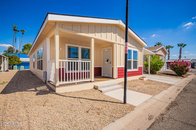 10960 N 67TH Avenue 105, Glendale, AZ 85304