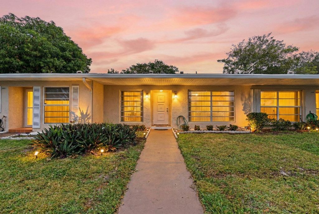 8555 Bella Vista Drive 86, Boca Raton, FL 33433