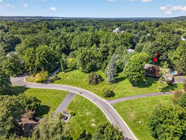 4 Pond View Drive, Perinton, NY 14534
