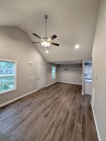 649 Franklin Ave, Lewisburg, TN 37091