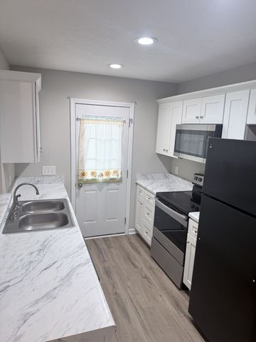 649 Franklin Ave, Lewisburg, TN 37091