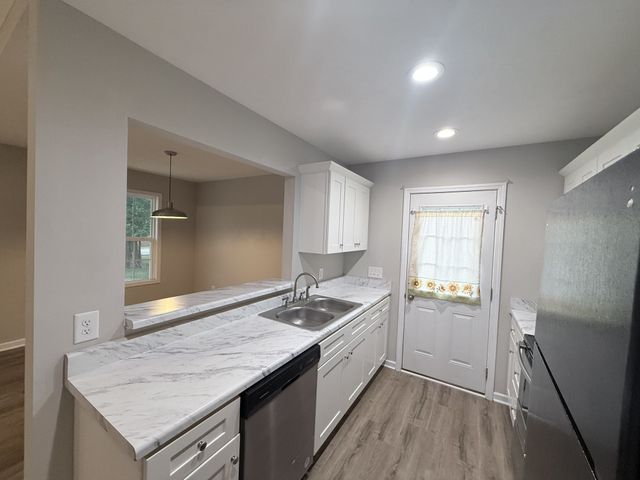 649 Franklin Ave, Lewisburg, TN 37091