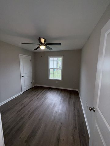 649 Franklin Ave, Lewisburg, TN 37091