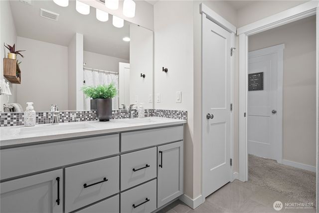 11361 Maple Tree Place NW, Silverdale, WA 98383