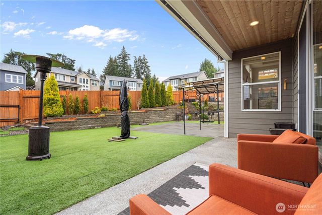 11361 Maple Tree Place NW, Silverdale, WA 98383