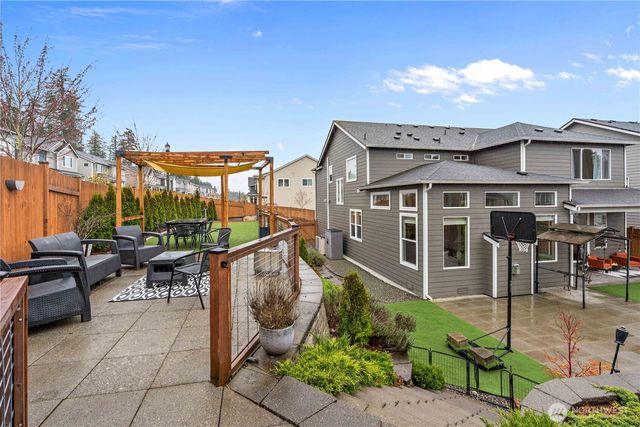 11361 Maple Tree Place NW, Silverdale, WA 98383