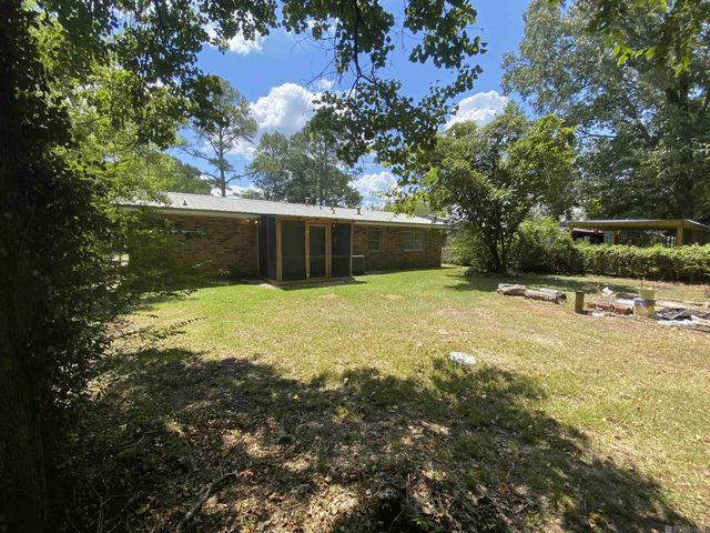 7426 Meadow Park Ave, Baton Rouge, LA 70810
