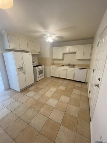 7426 Meadow Park Ave, Baton Rouge, LA 70810
