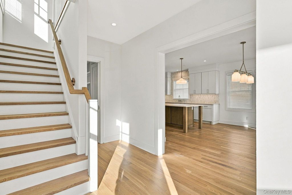 72 Orchard Avenue, Rye, NY 10580 — photo 3