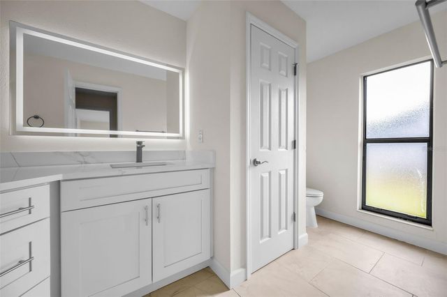 10639 LAKEVIEW DRIVE, New Port Richey, FL 34654