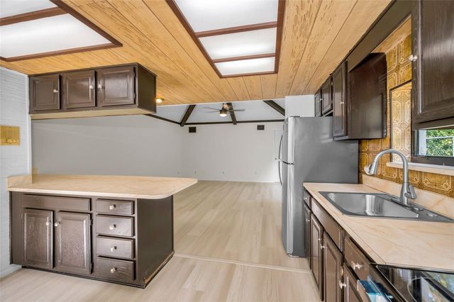 10639 LAKEVIEW DRIVE, New Port Richey, FL 34654