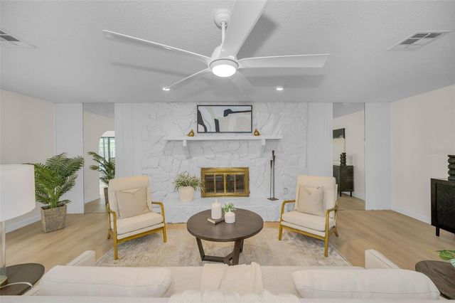 10639 LAKEVIEW DRIVE, New Port Richey, FL 34654