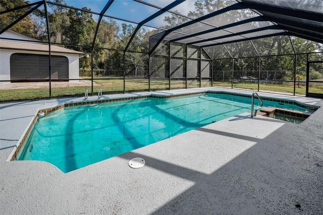 10639 LAKEVIEW DRIVE, New Port Richey, FL 34654