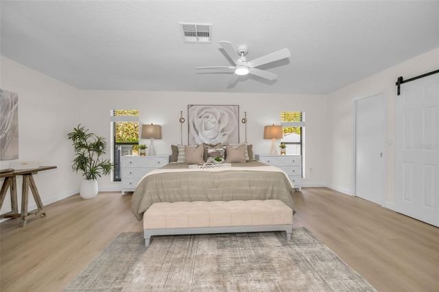 10639 LAKEVIEW DRIVE, New Port Richey, FL 34654