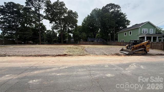 3529 Oakwood Avenue, Charlotte, NC 28205