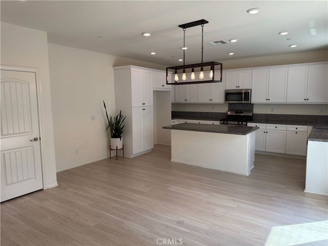 16532 Monteviejo, Fontana, CA 92336