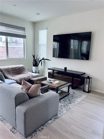 16532 Monteviejo, Fontana, CA 92336