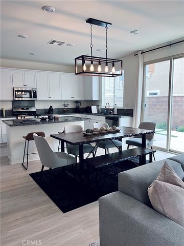 16532 Monteviejo, Fontana, CA 92336