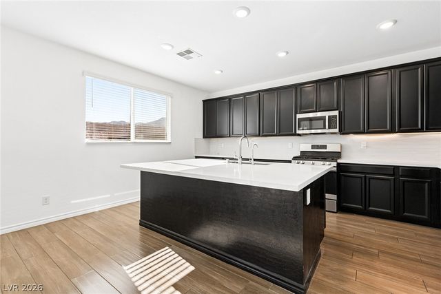 3016 moulin heights Street, Las Vegas, NV 89156
