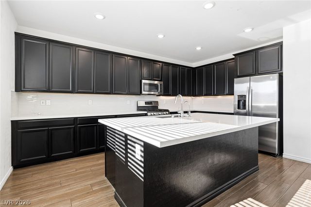 3016 moulin heights Street, Las Vegas, NV 89156
