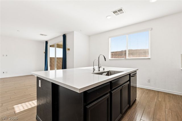 3016 moulin heights Street, Las Vegas, NV 89156