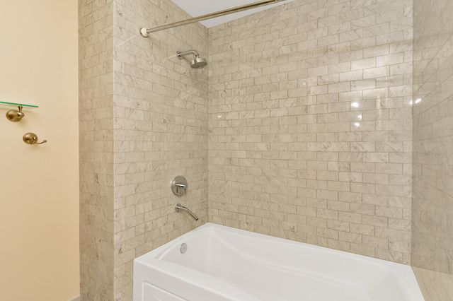 417 Frazier Avenue 404, Chattanooga, TN 37405