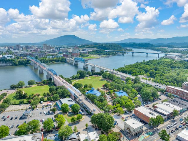 417 Frazier Avenue 404, Chattanooga, TN 37405