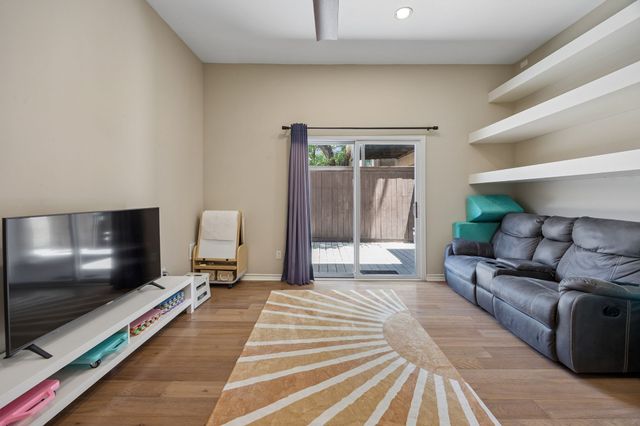 6353 Southpoint Drive, Dallas, TX 75248