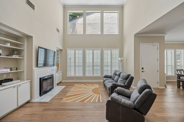 6353 Southpoint Drive, Dallas, TX 75248