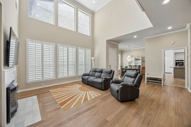 6353 Southpoint Drive, Dallas, TX 75248