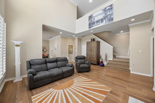 6353 Southpoint Drive, Dallas, TX 75248