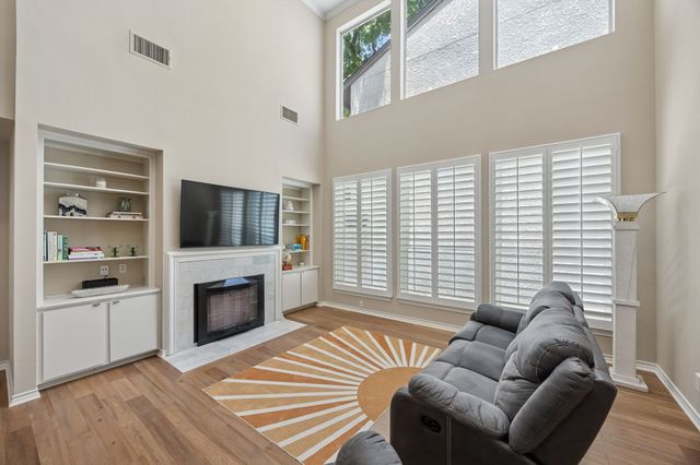 6353 Southpoint Drive, Dallas, TX 75248