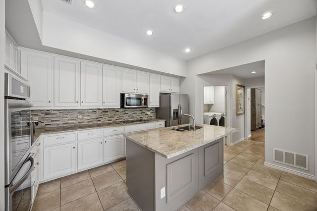 6353 Southpoint Drive, Dallas, TX 75248
