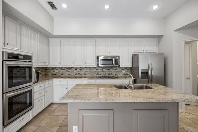 6353 Southpoint Drive, Dallas, TX 75248