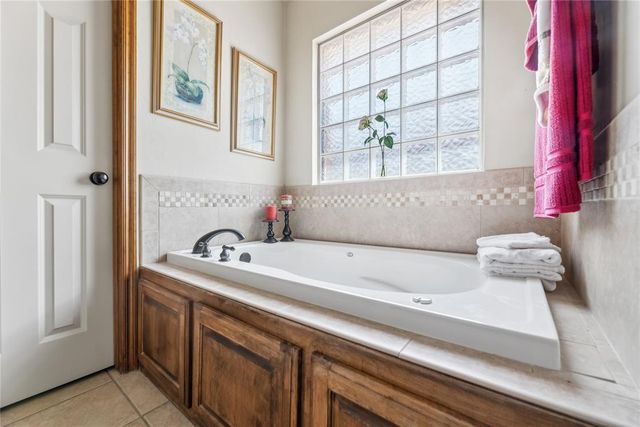 11717 Bellhurst Avenue, Oklahoma City, OK 73162