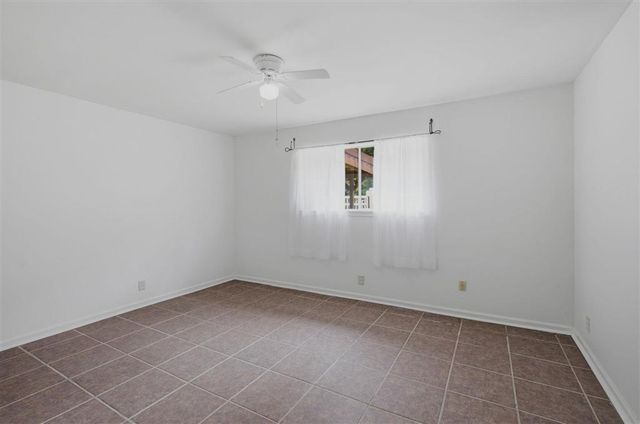 4711 E Greenfield Cir Circle, Lake Charles, LA 70605