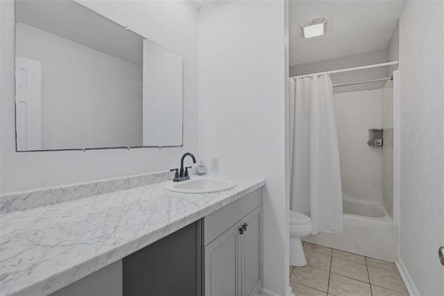 4711 E Greenfield Cir Circle, Lake Charles, LA 70605