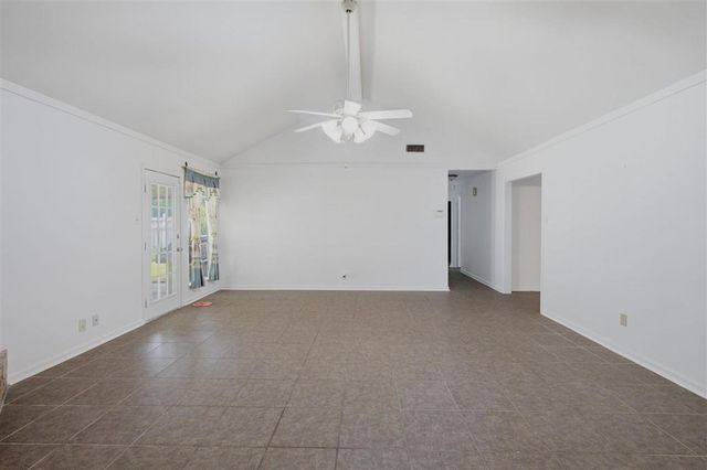 4711 E Greenfield Cir Circle, Lake Charles, LA 70605