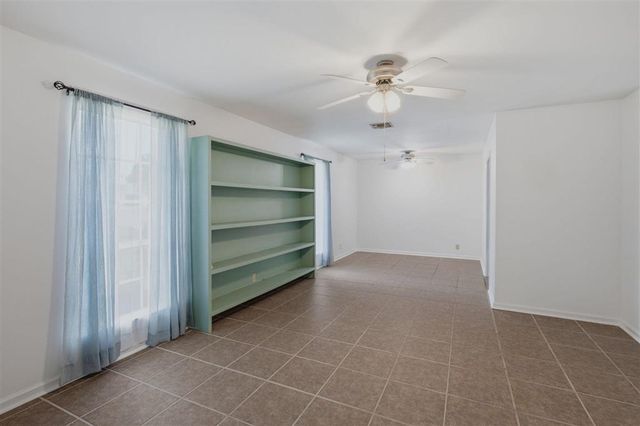 4711 E Greenfield Cir Circle, Lake Charles, LA 70605