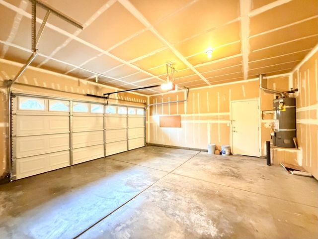 12104 Gold Pointe Ln, Gold River, CA 95670