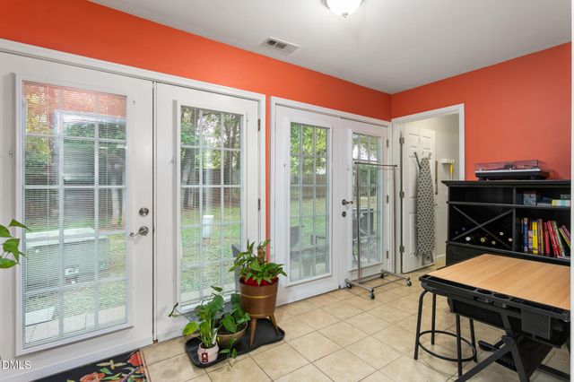 2435 Moran Street 6f, Burlington, NC 27215