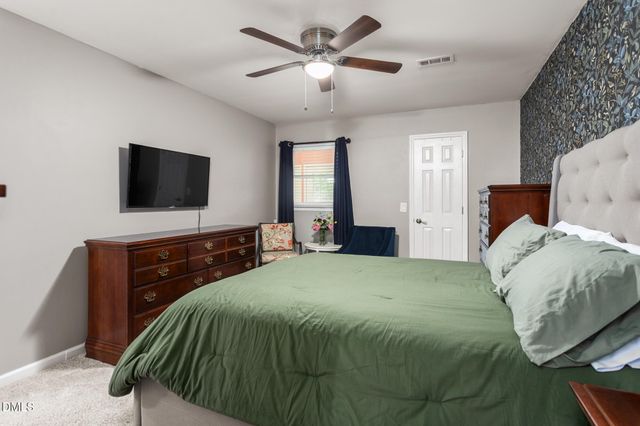 2435 Moran Street 6f, Burlington, NC 27215