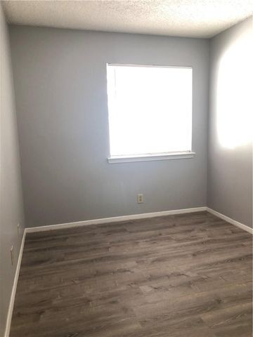 6502 S 1st ST 102, Austin, TX 78745